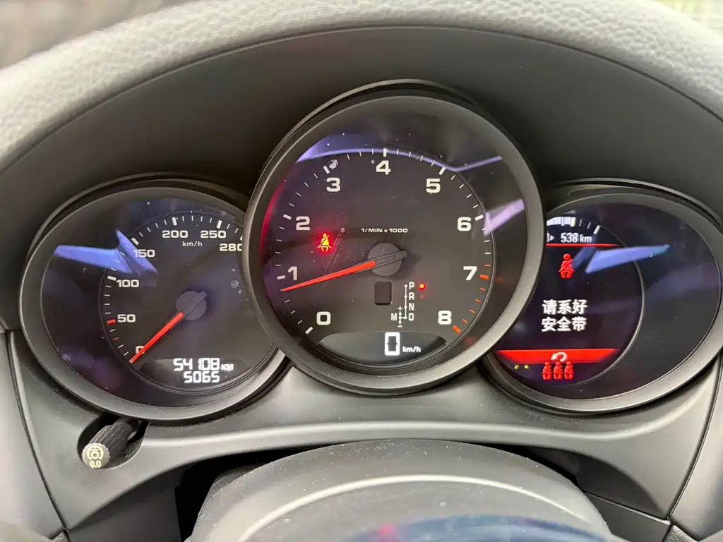 Porsche Macan — миниатюра 16