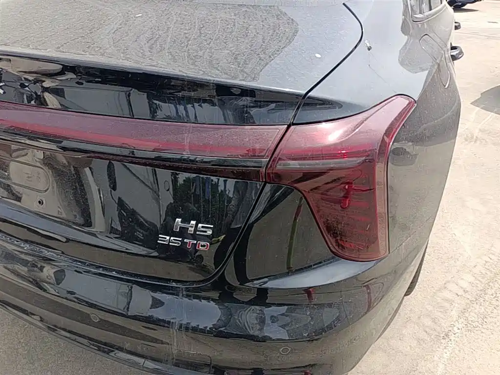 Hongqi H5 2025 1.5T DCT