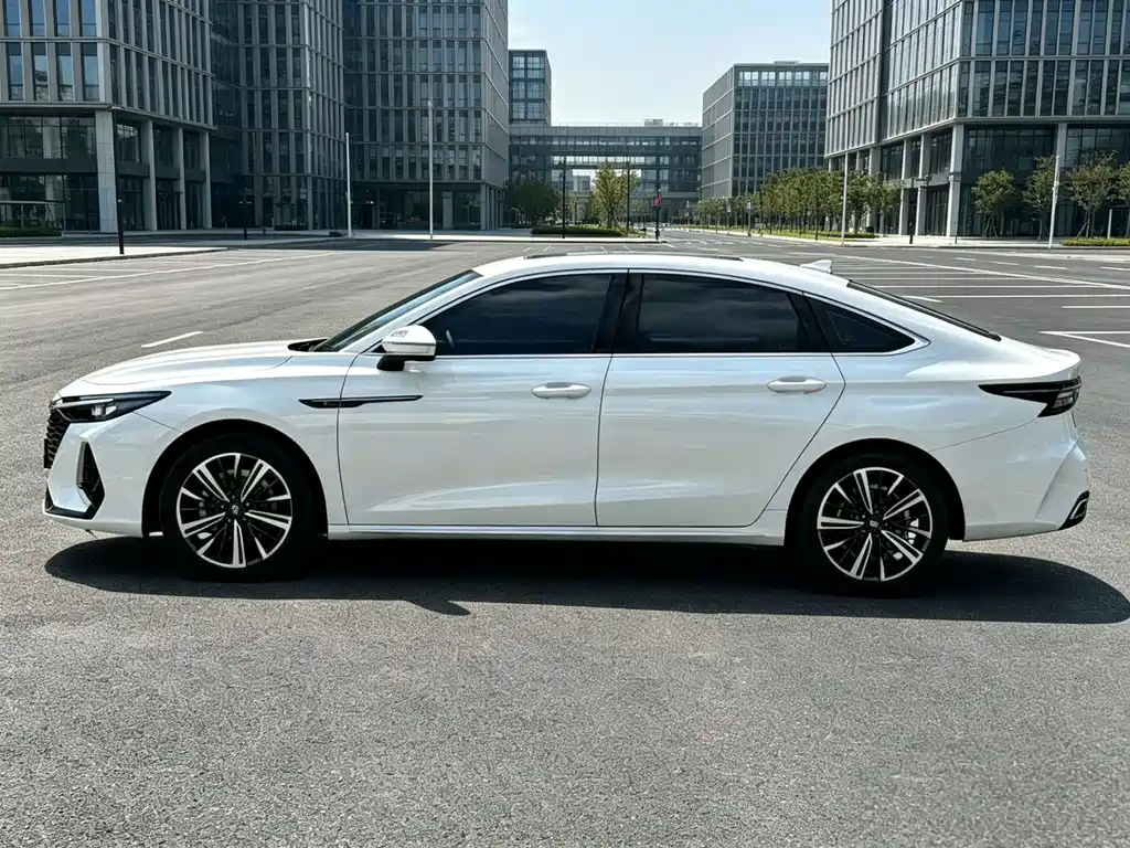 Chery Arrizo 8 8 2023 1.6T DCT