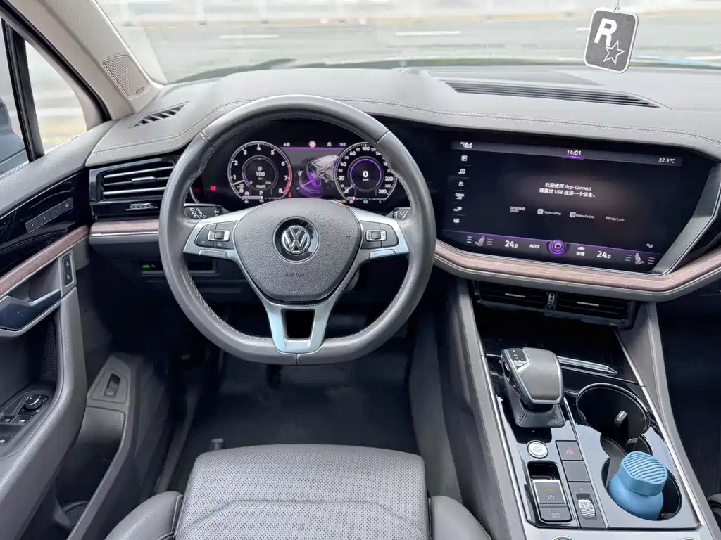 Volkswagen Touareg — миниатюра 9