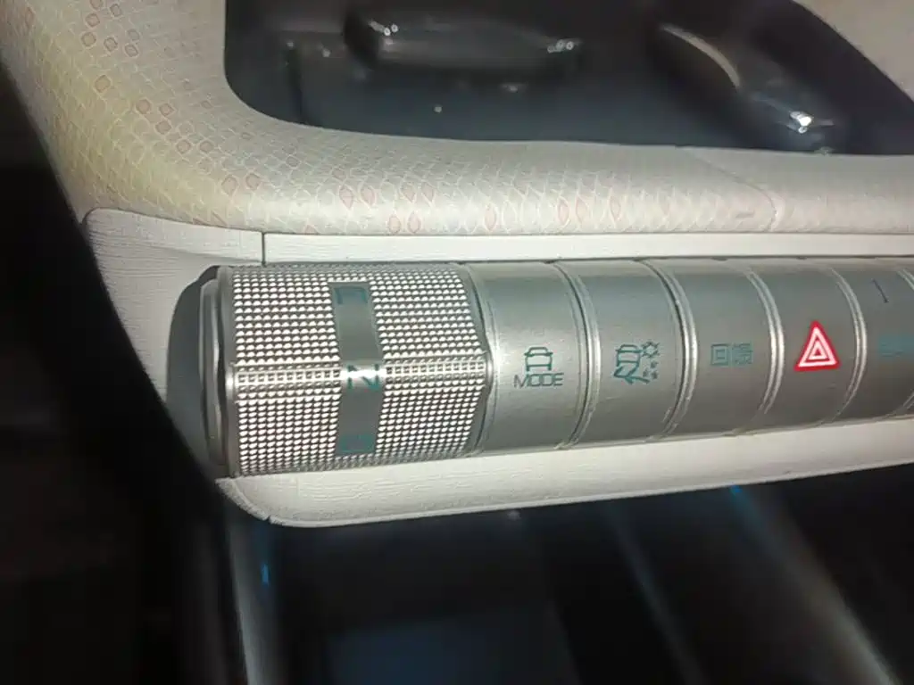 BYD Dolphin — миниатюра 14