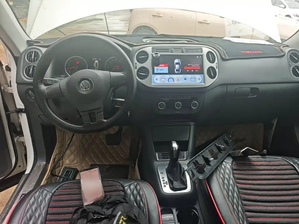 Volkswagen Tiguan — миниатюра 10