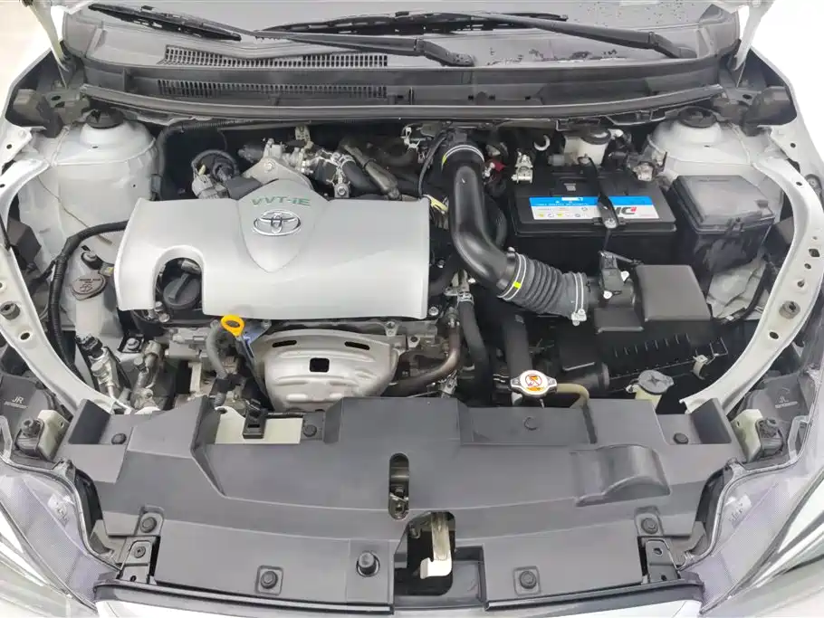 TOYOTA YARIS L ZHIXUAN