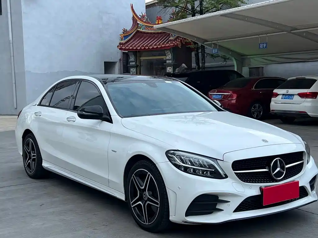 Mercedes-Benz C-Class — миниатюра 3
