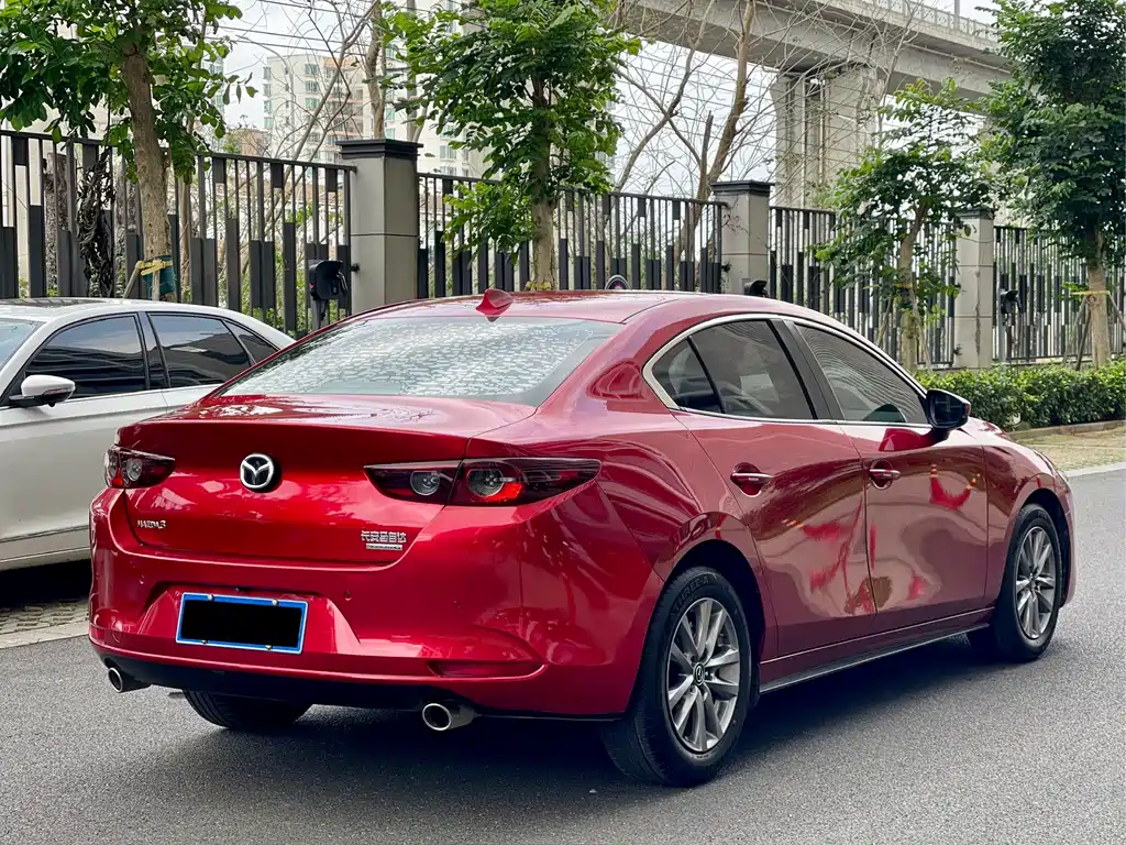 MAZDA 3 ANGKESAILA