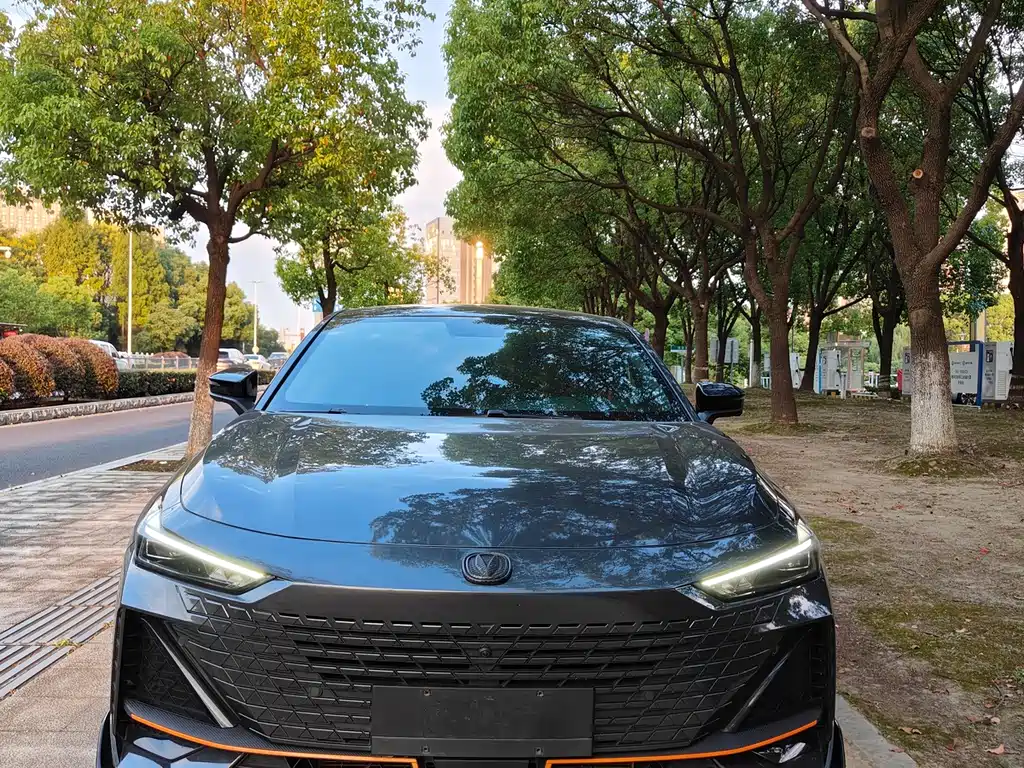 Changan UNI-V — миниатюра 2