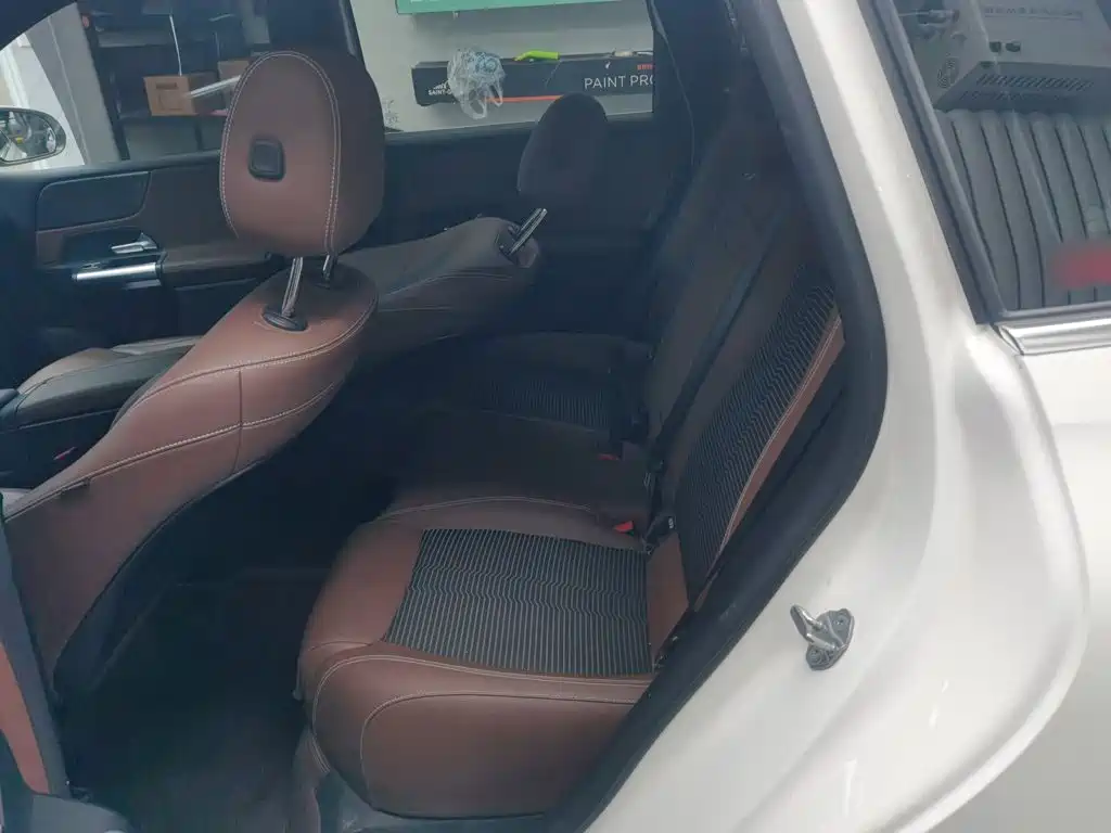 Mercedes-Benz B-Class — миниатюра 13