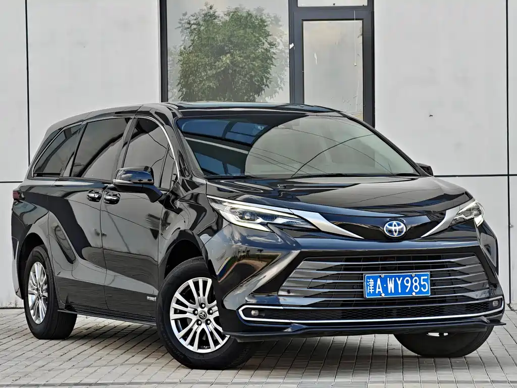 Toyota Sienna 2021 2.5L Luxury