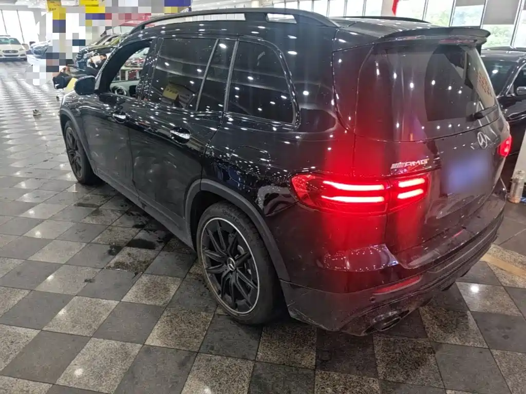 Mercedes-Benz GLB AMG — миниатюра 5