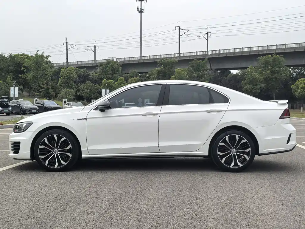 Volkswagen Lamando 2017 2.0T GTS