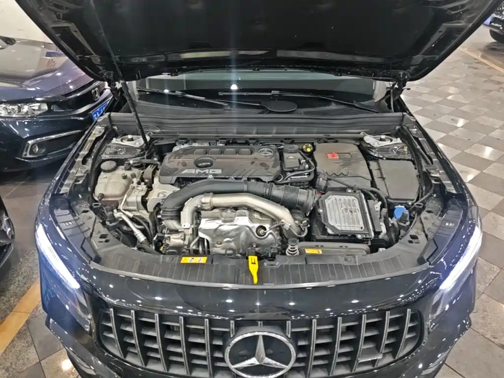 Mercedes-Benz GLB AMG — миниатюра 20