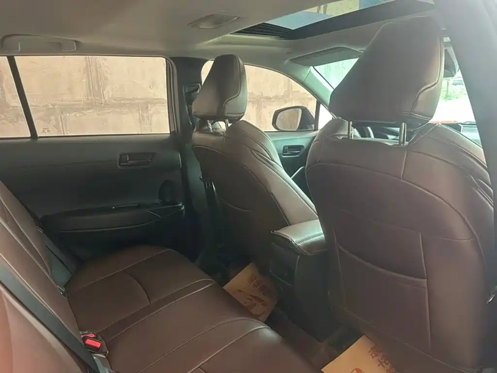 Toyota Frontlander — миниатюра 3