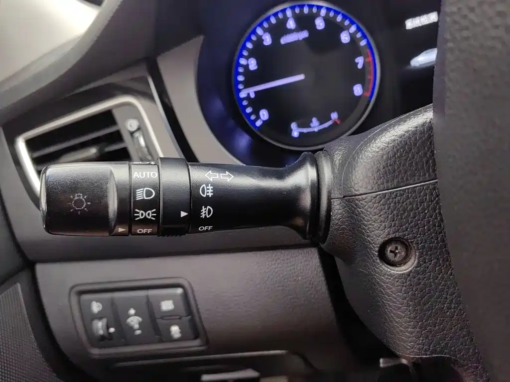 Hyundai Mistra — миниатюра 21