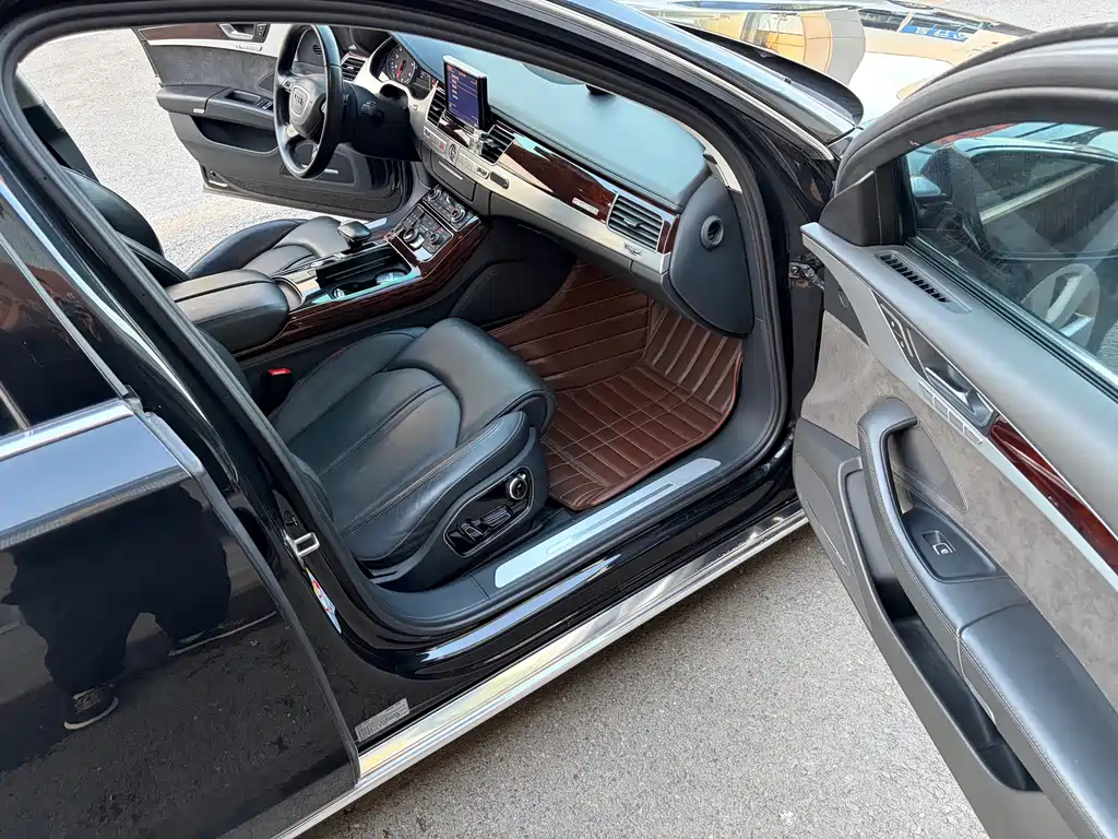 Audi A8 — миниатюра 13