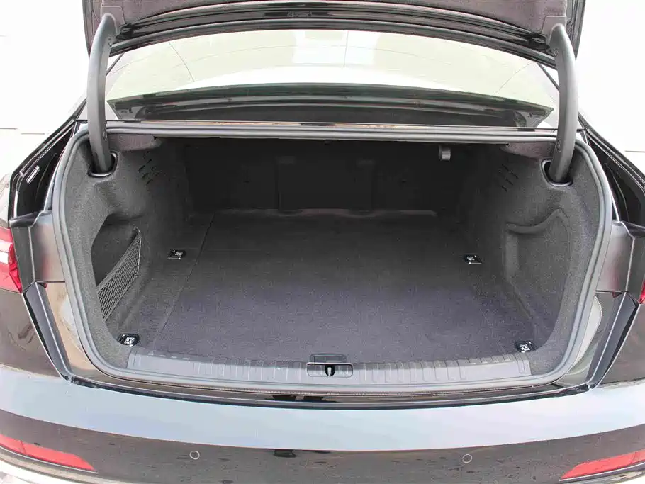 Audi A6L — миниатюра 16