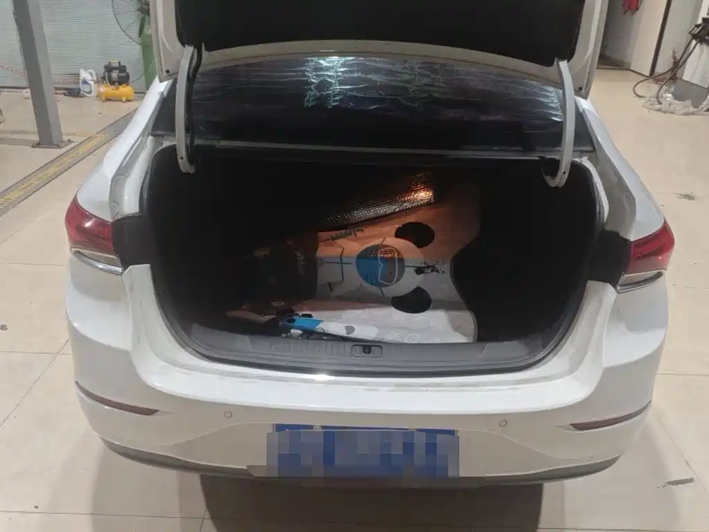 Buick Excelle — миниатюра 7