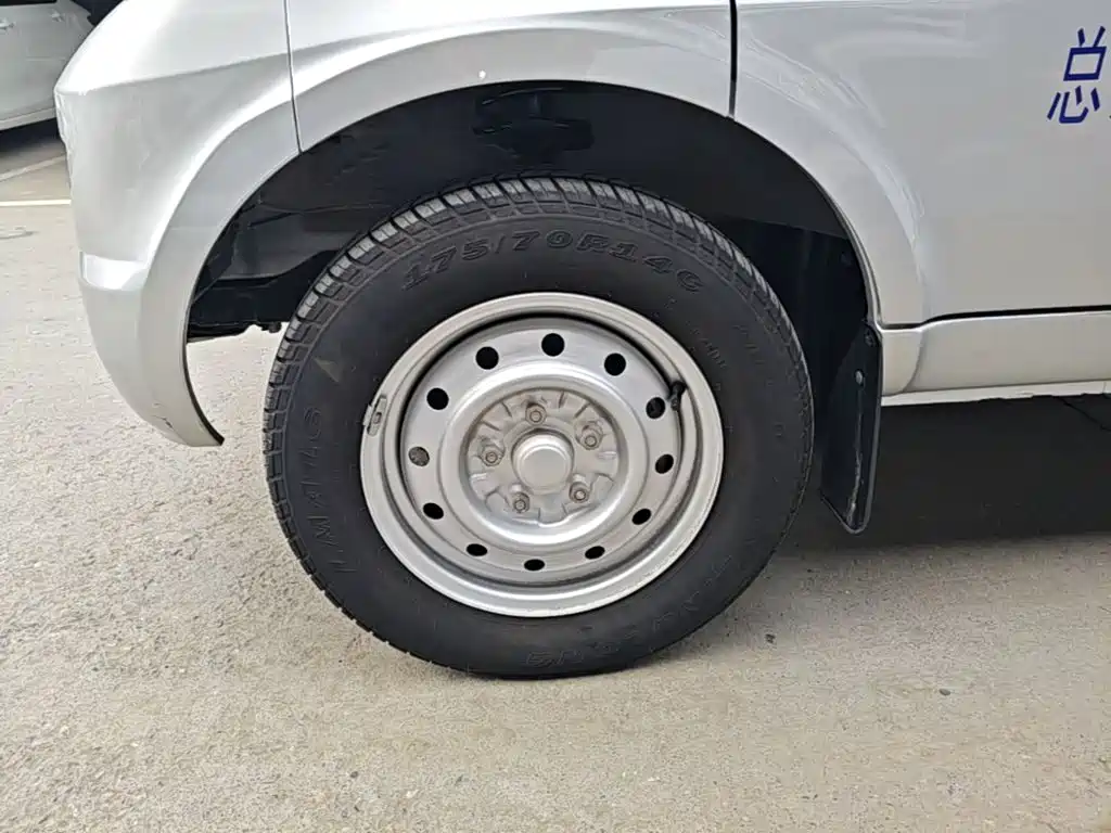 Wuling Rongguang — миниатюра 23