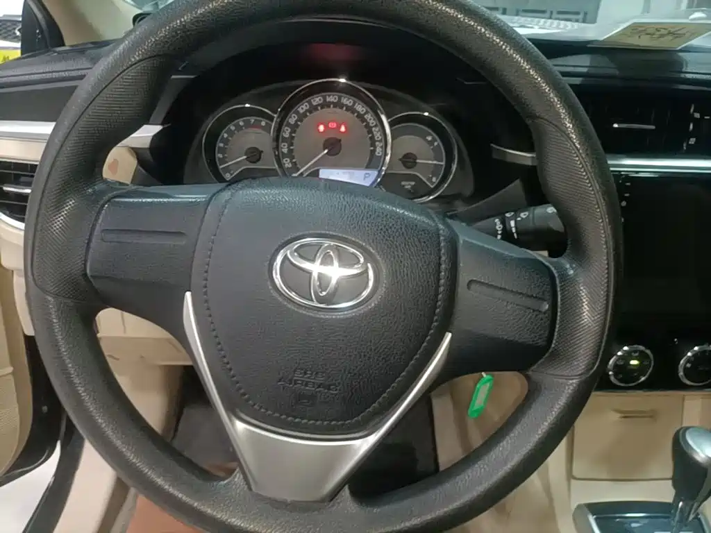 Toyota Corolla — миниатюра 11