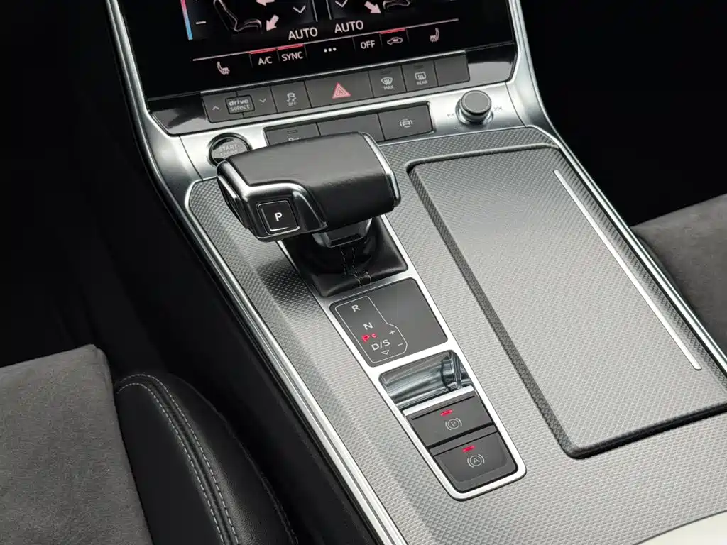 Audi A6L — миниатюра 24