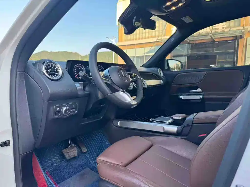 Mercedes-Benz GLB — миниатюра 5