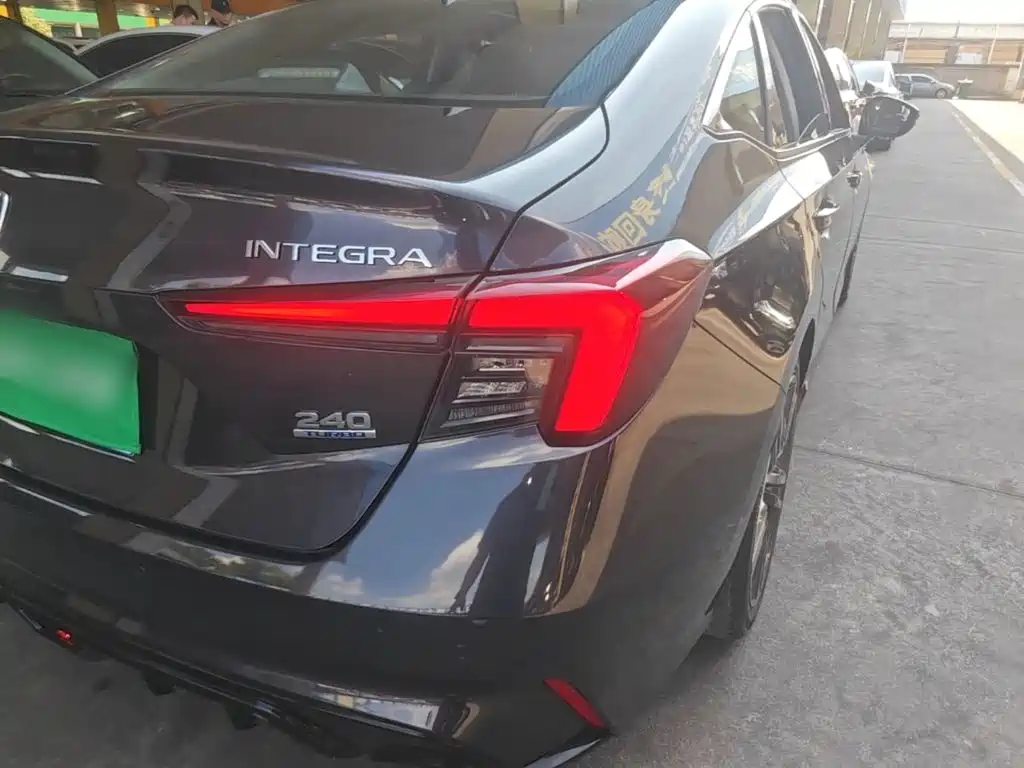 Honda Integra — миниатюра 8