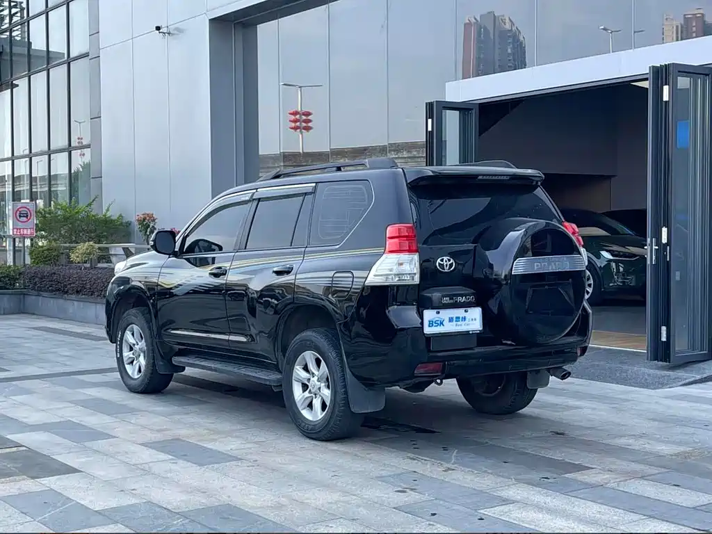 Toyota Prado (Import) — миниатюра 5