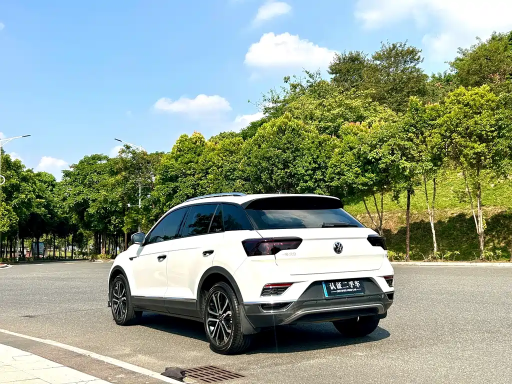 Volkswagen T-Roc — миниатюра 7