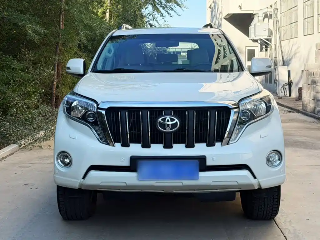 Toyota Prado — миниатюра 7