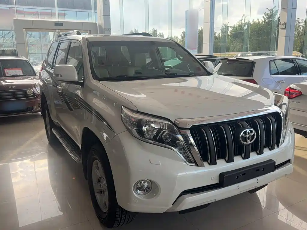Toyota Prado — миниатюра 9