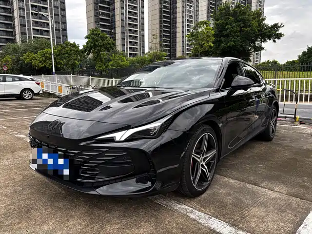 2025 MG MG7