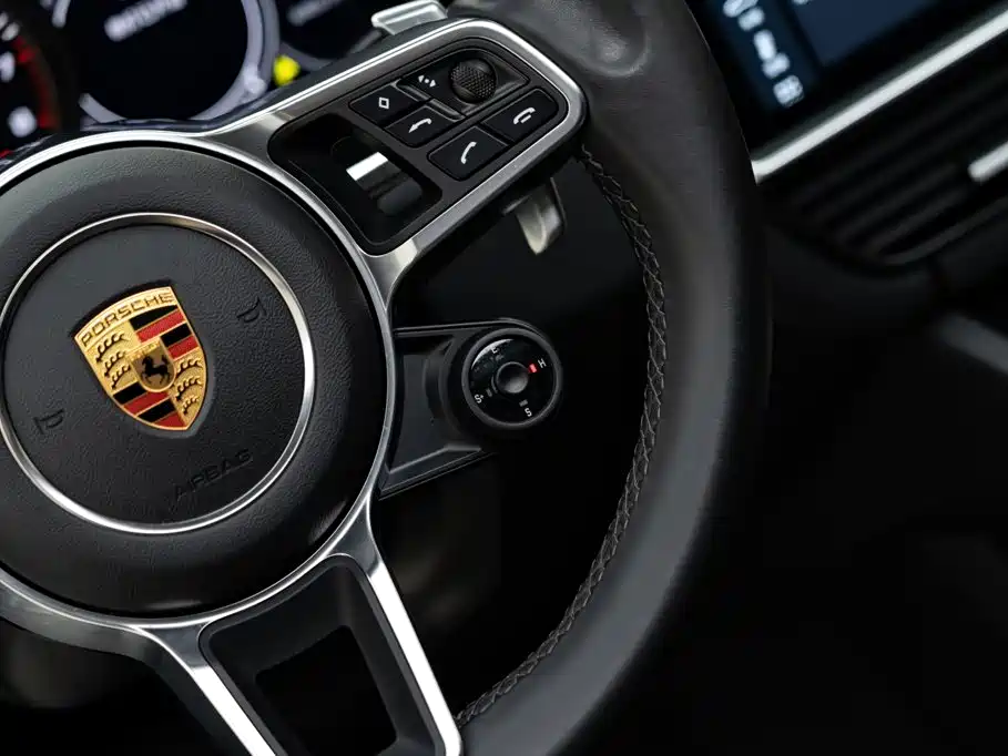 Porsche Cayenne Hybrid — миниатюра 21
