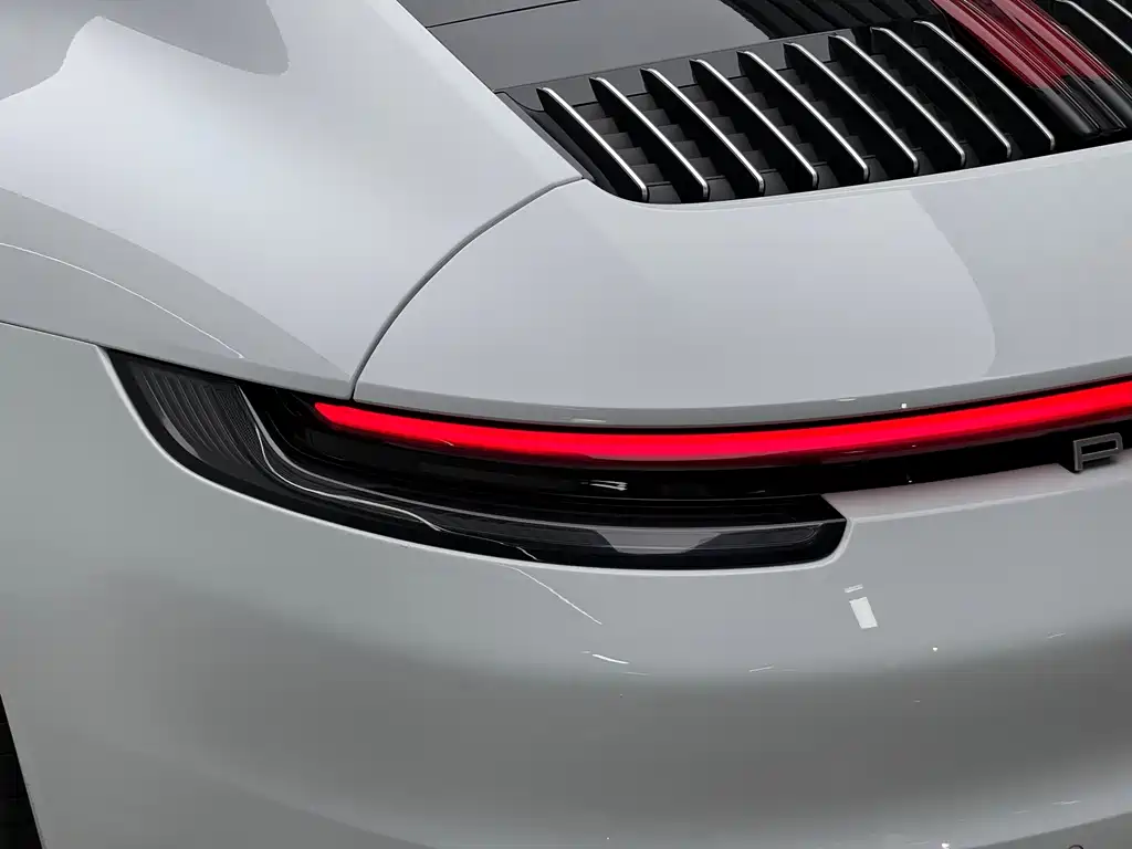 Porsche 911 Carrera 4 3.0T, фото 19
