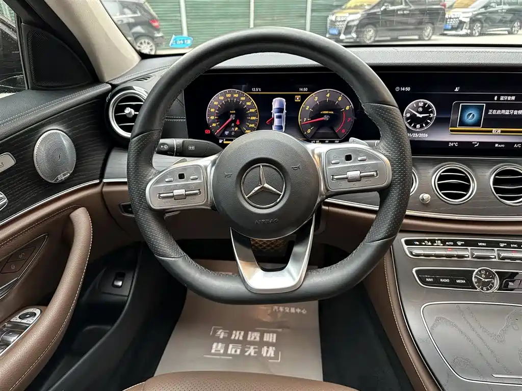 MERCEDES-BENZ E CLASS