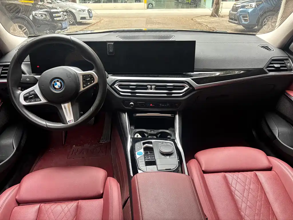 BMW i3 — миниатюра 7