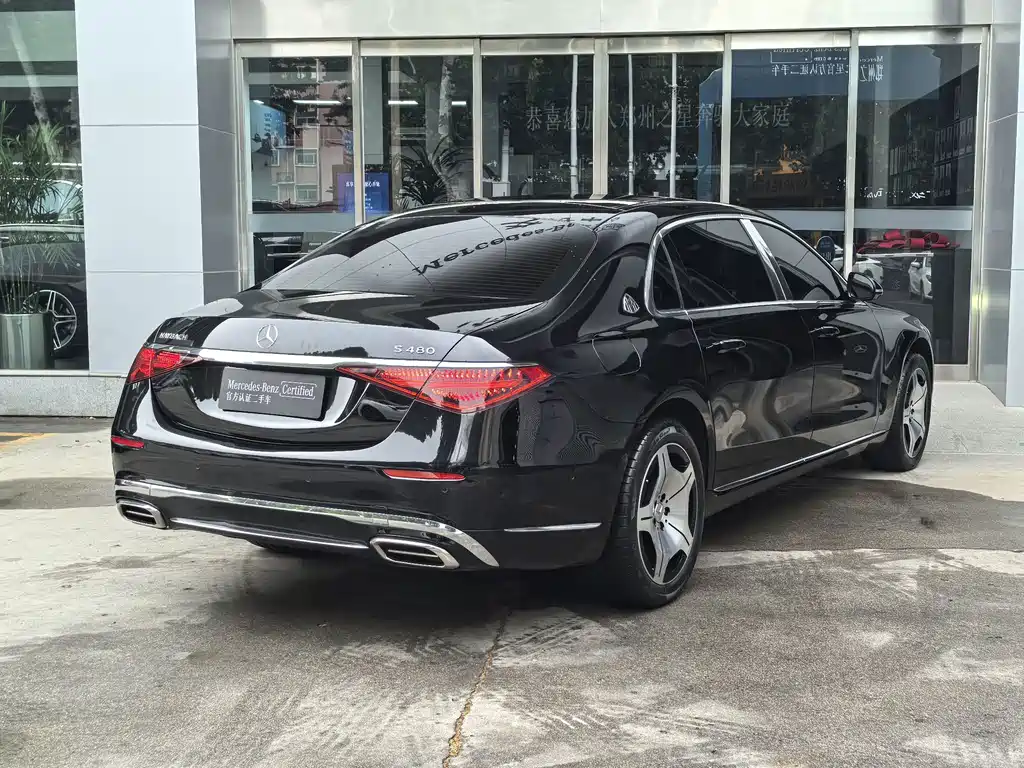 Mercedes-Benz S-Class — миниатюра 11