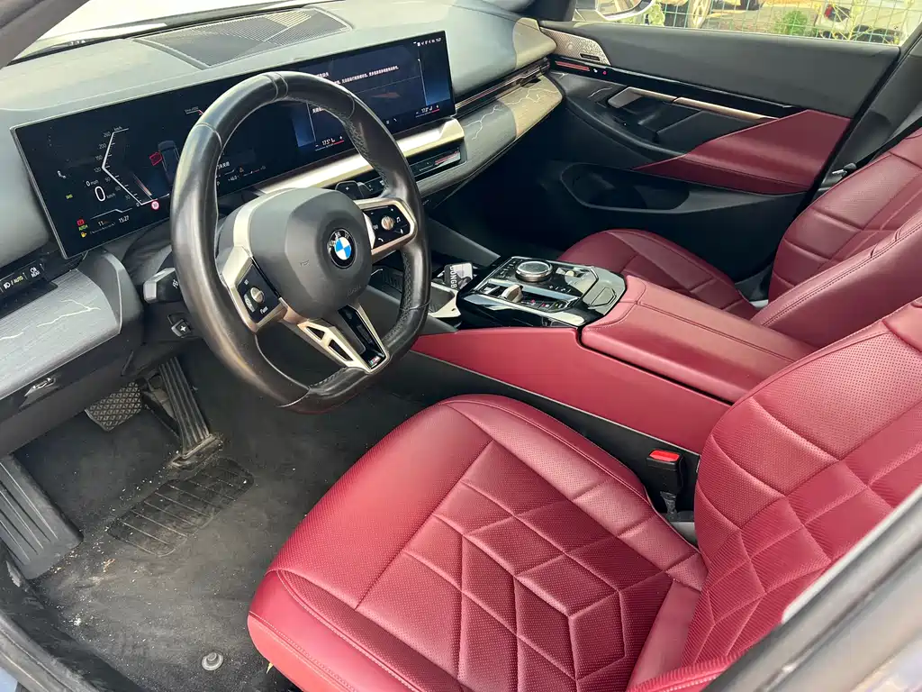 BMW 5 Series — миниатюра 5