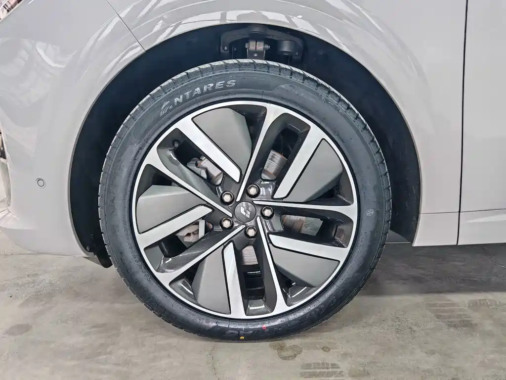 Li Auto Li L6 — миниатюра 15