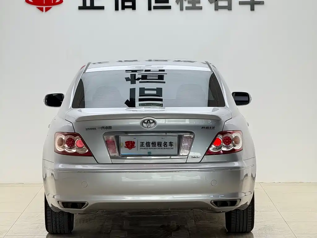 Toyota Reiz — миниатюра 31