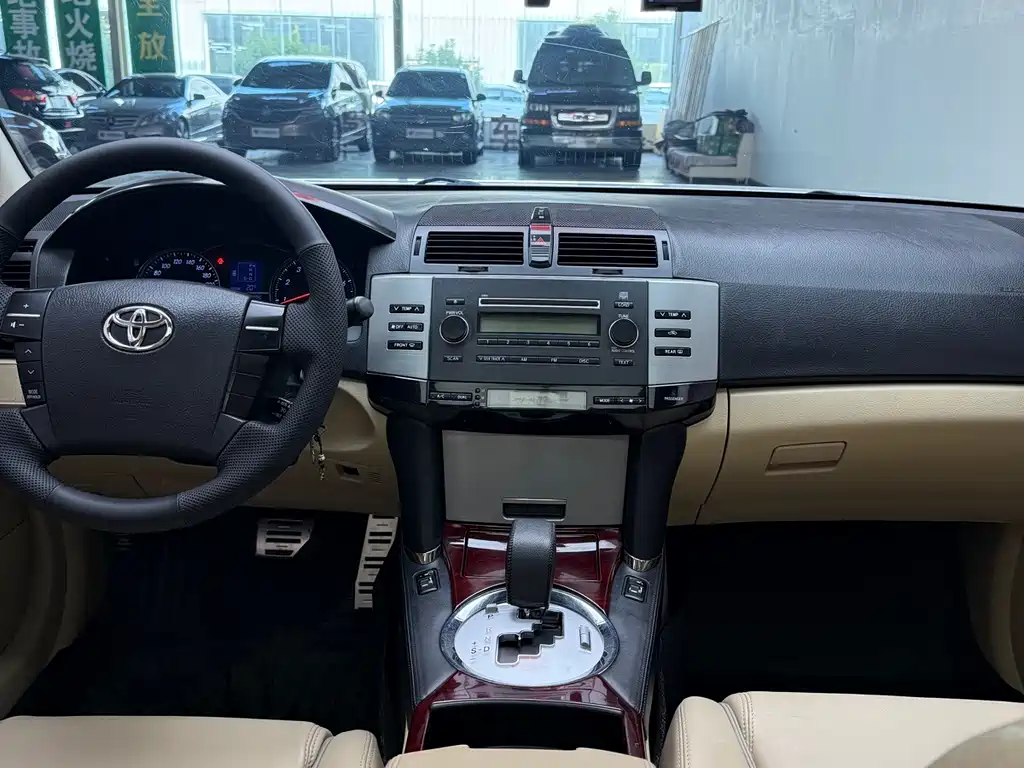 Toyota Reiz — миниатюра 19