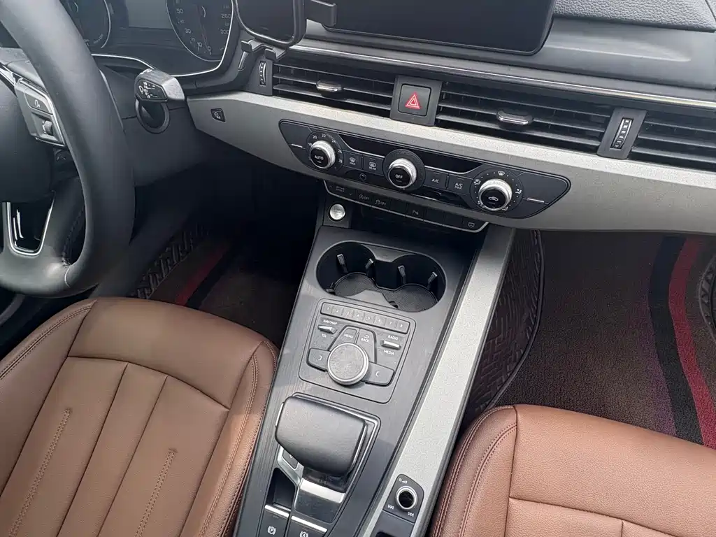 Audi A4L 2018 30 40 TFSI