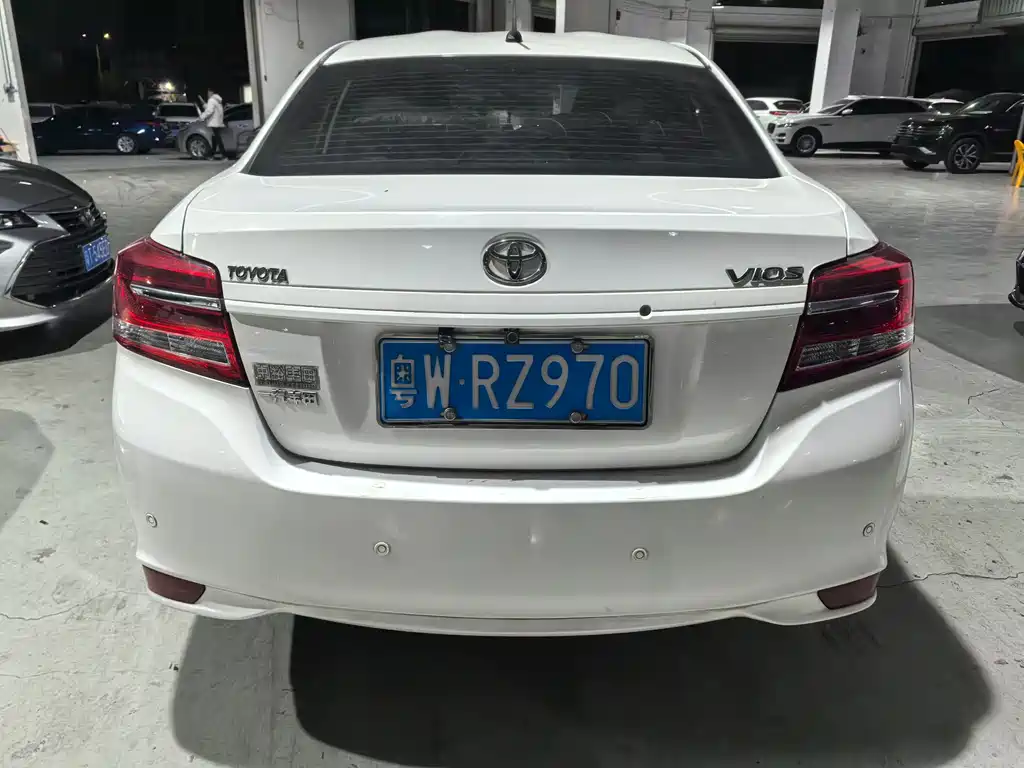 TOYOTA VIOS