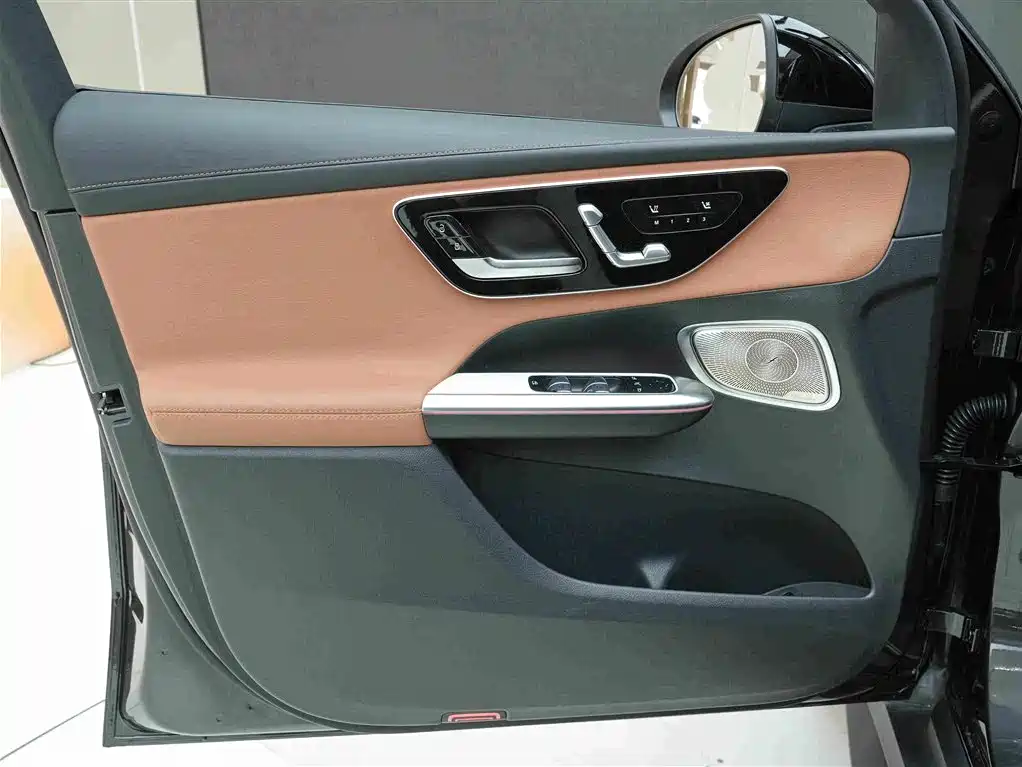 Mercedes-Benz GLC Coupe — миниатюра 14