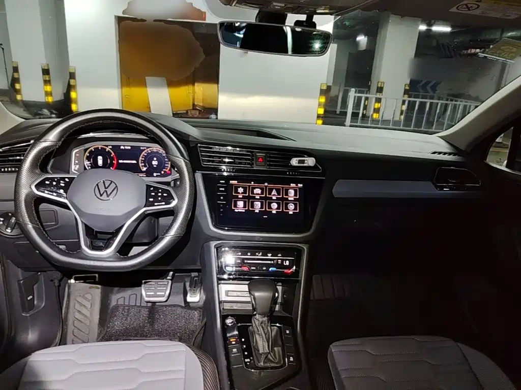 Volkswagen Tiguan X — миниатюра 10