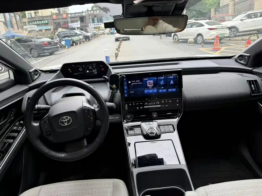 Toyota bZ4X 4X 2024 615 MAX