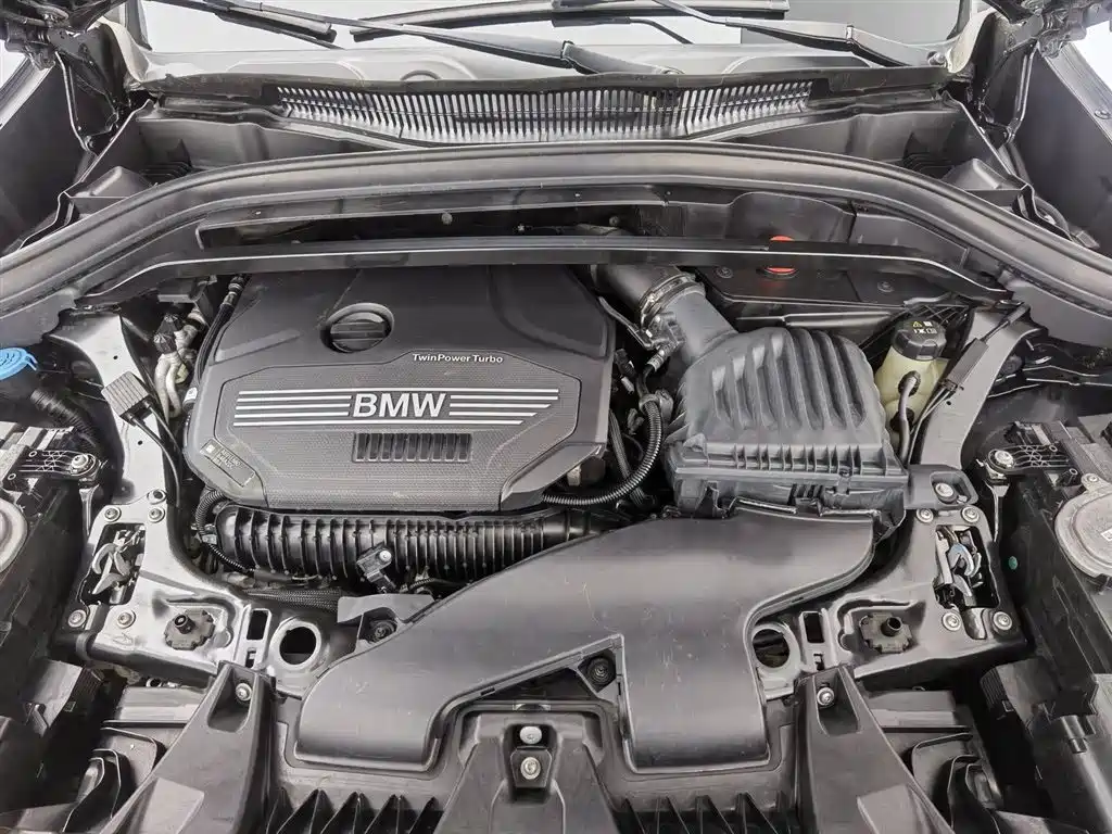 BMW X1 2022 sDrive25Li Lead