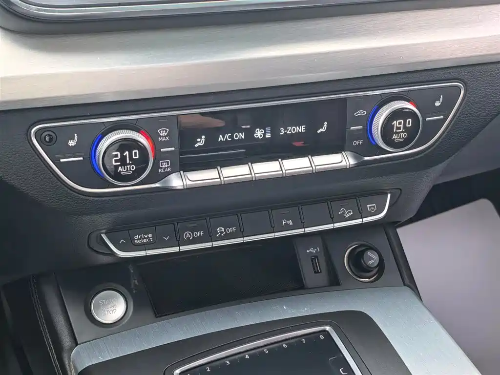 Audi Q5L — миниатюра 20
