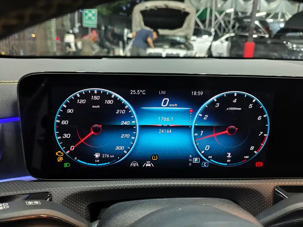 Mercedes-Benz CLA AMG — миниатюра 4