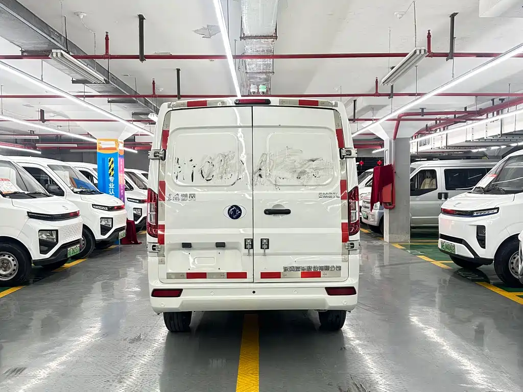 DONGFENG YUFENG EM27