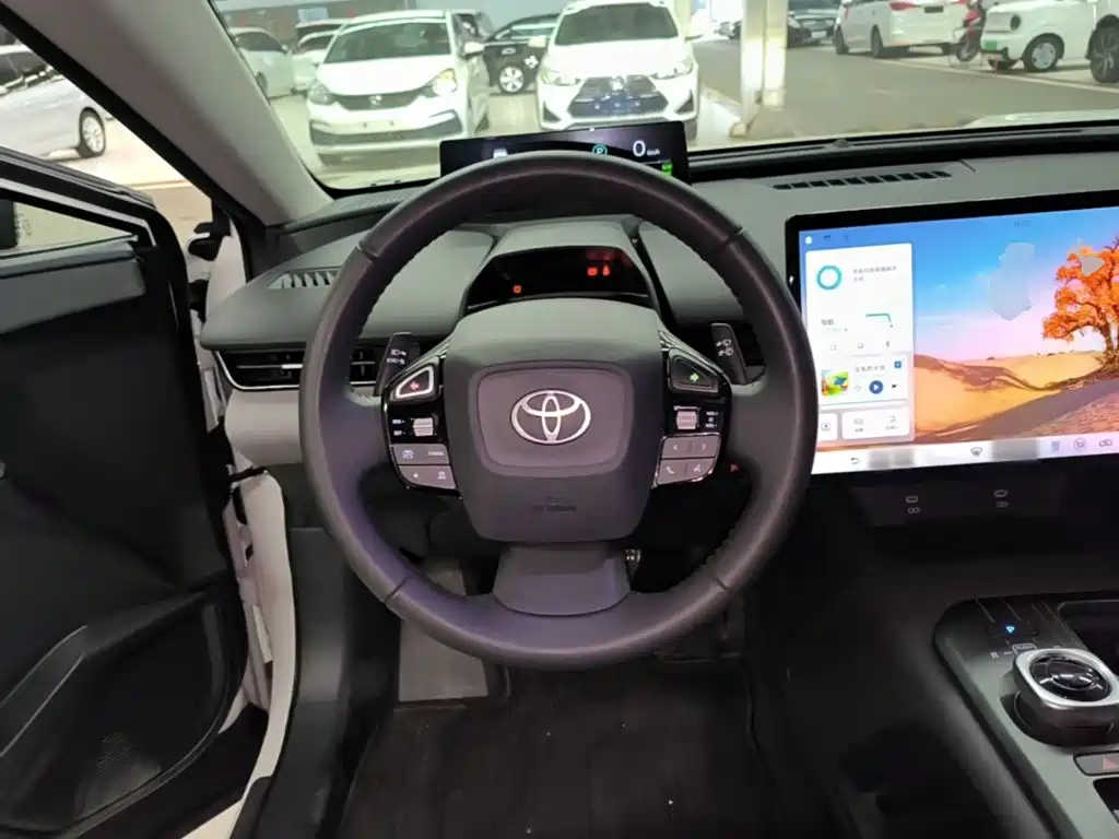 Toyota bZ5 — миниатюра 11