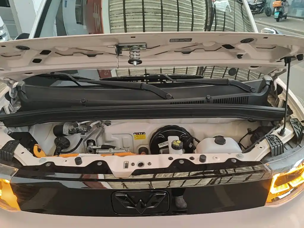 Wuling MINIEV — миниатюра 20